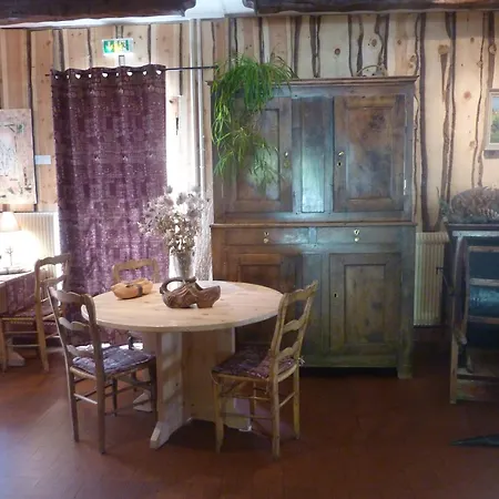Les Agneaux Hotel